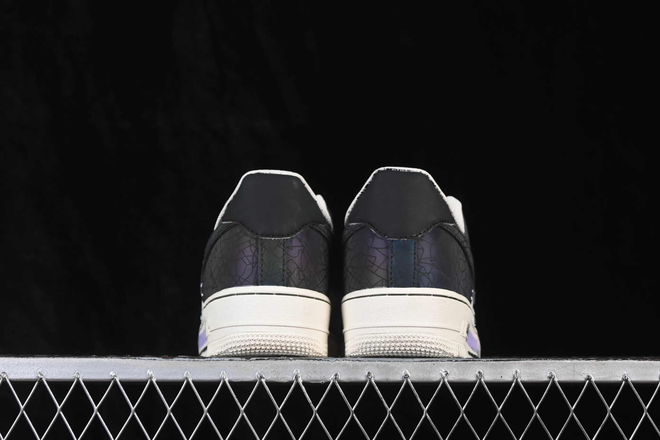 All categories Nk Air Force 1 Air Force series Nk Air Force 1 Low Air Force low-top Nike Air Force 1'07 Low "Stained Glass Shard" Hand-painted graffiti Symphony broken mirror Air Force 1 low-top casual sneakers DY2023-203